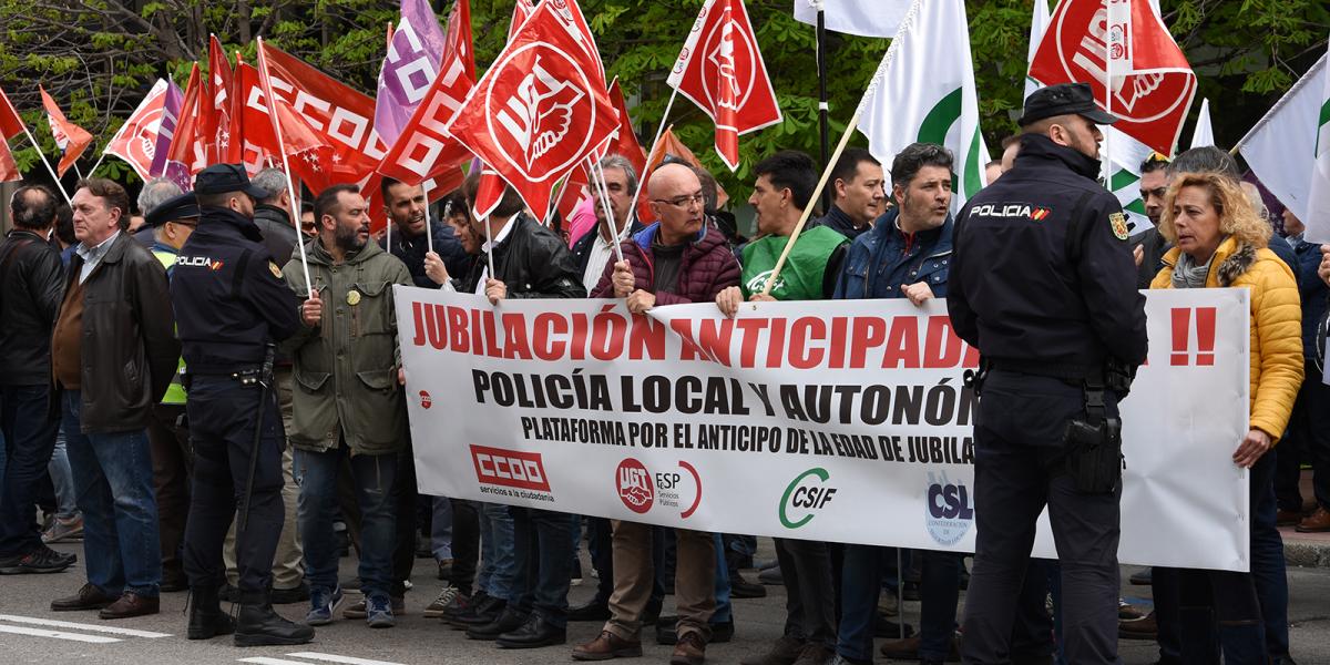 Manifestacin por la jubilacin anticipada de las policas, abril de 2018