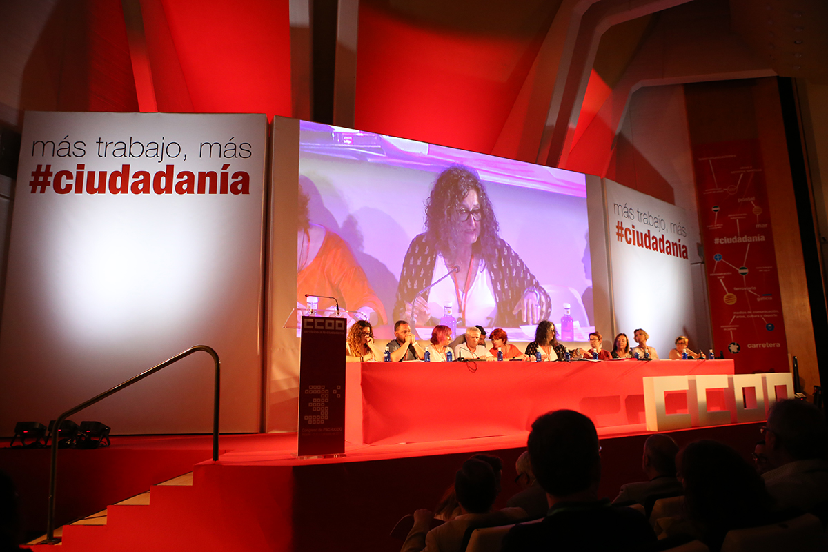 Maite Garabieta presidiendo el 3 Congreso de FSC-CCOO