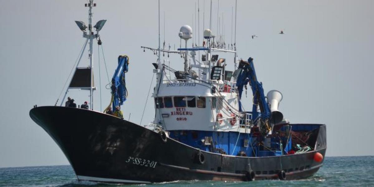 El barco Beti Angieru, que se encuentra atracado en El Musel, en Gijón / Foto: BH - VesselFinder