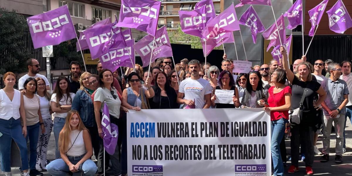 La plantilla de Accem se moviliza en defensa del teletrabajo