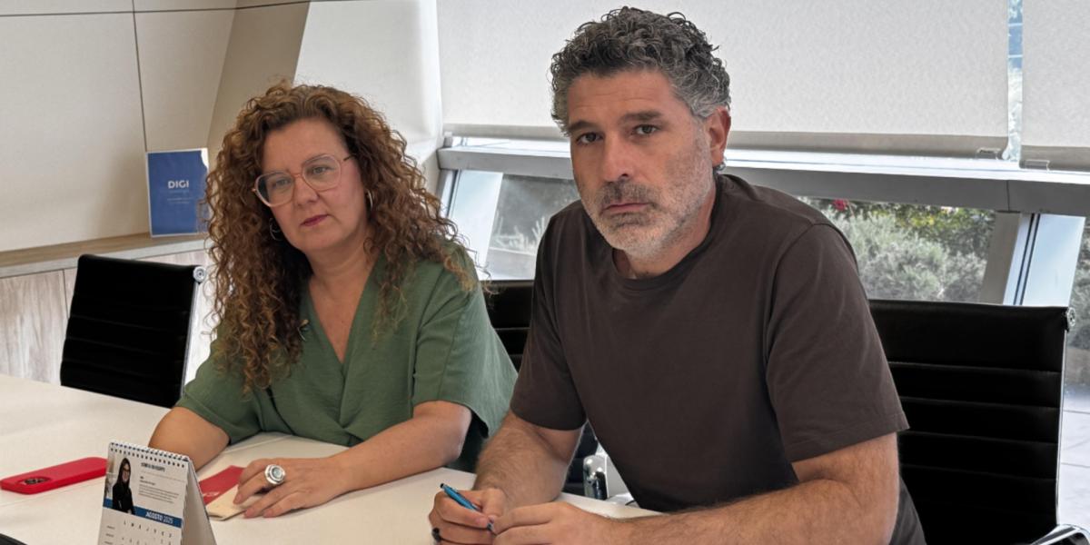 La secretaria general del sector de Telecomunicaciones, Ramona Pineros, y el secretario general de FSC-CCOO, Lucho Palazzo, durante su reunión con el CEO de Digi, Marius Varzaru