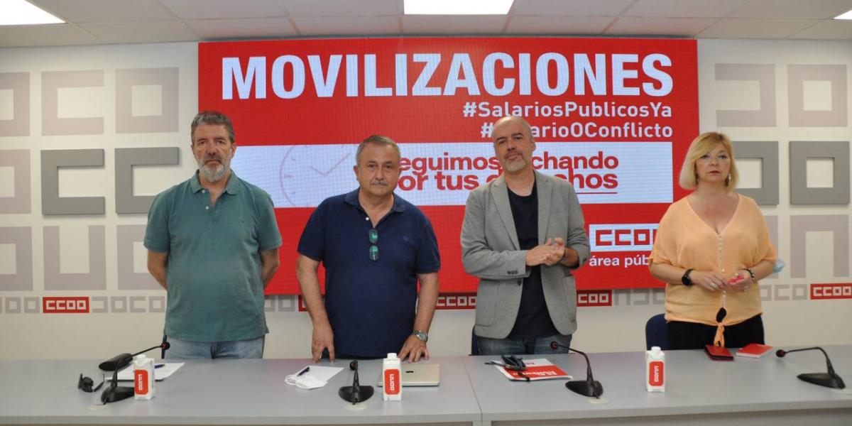 De izda a dcha: Francisco García, Humberto Beltrán, Unai Sordo y Juana Olmeda