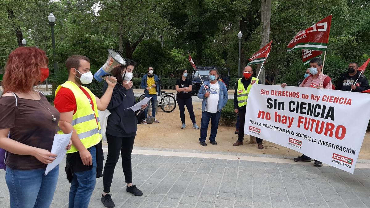 Concentracin contra la reforma de la Ley de Ciencia (Sevilla).